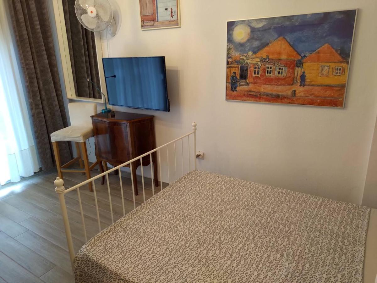 Promenade Apartment With Sea View Thessaloniki Exterior photo